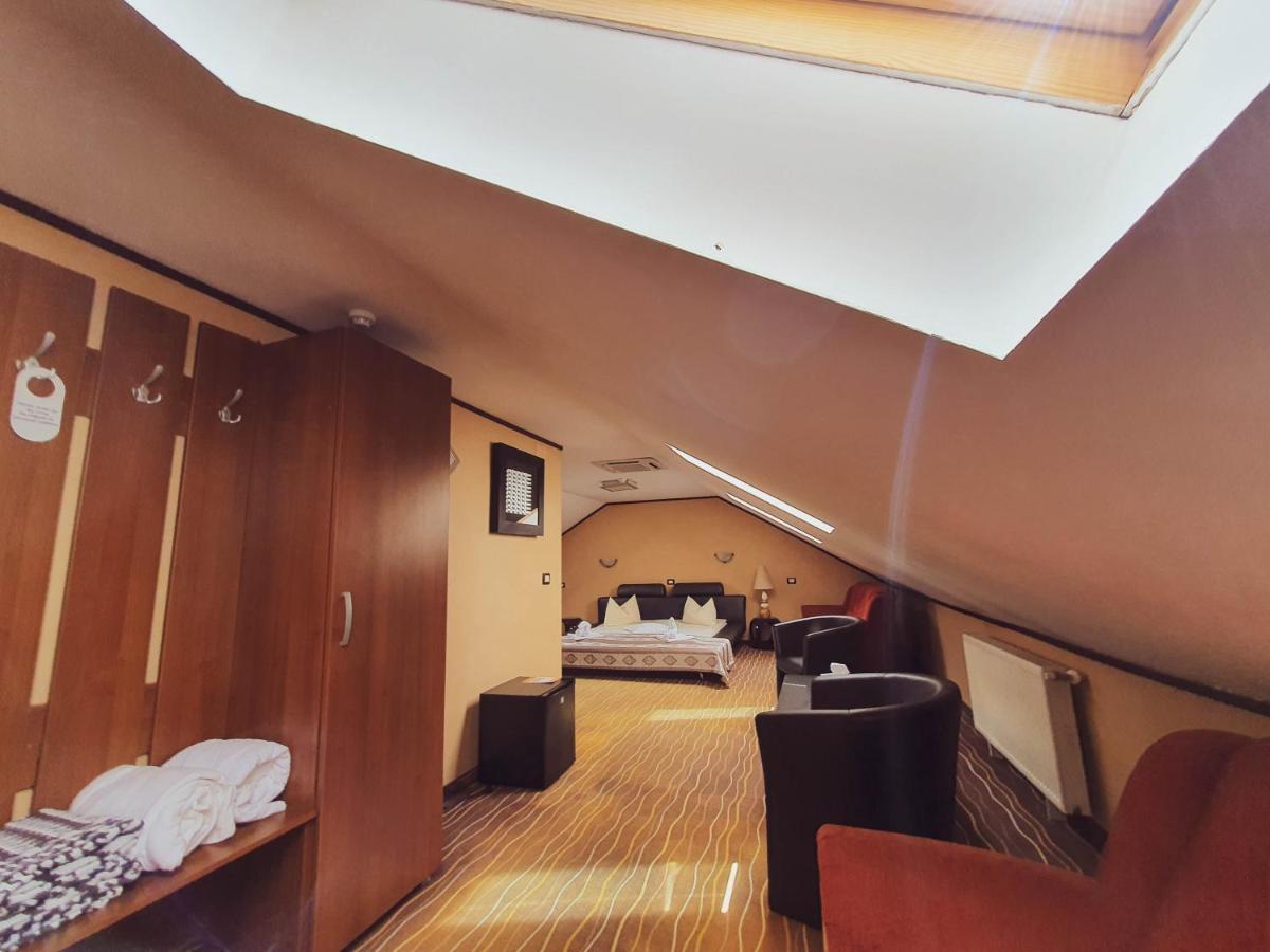Hotel Belvedere Szováta Kültér fotó