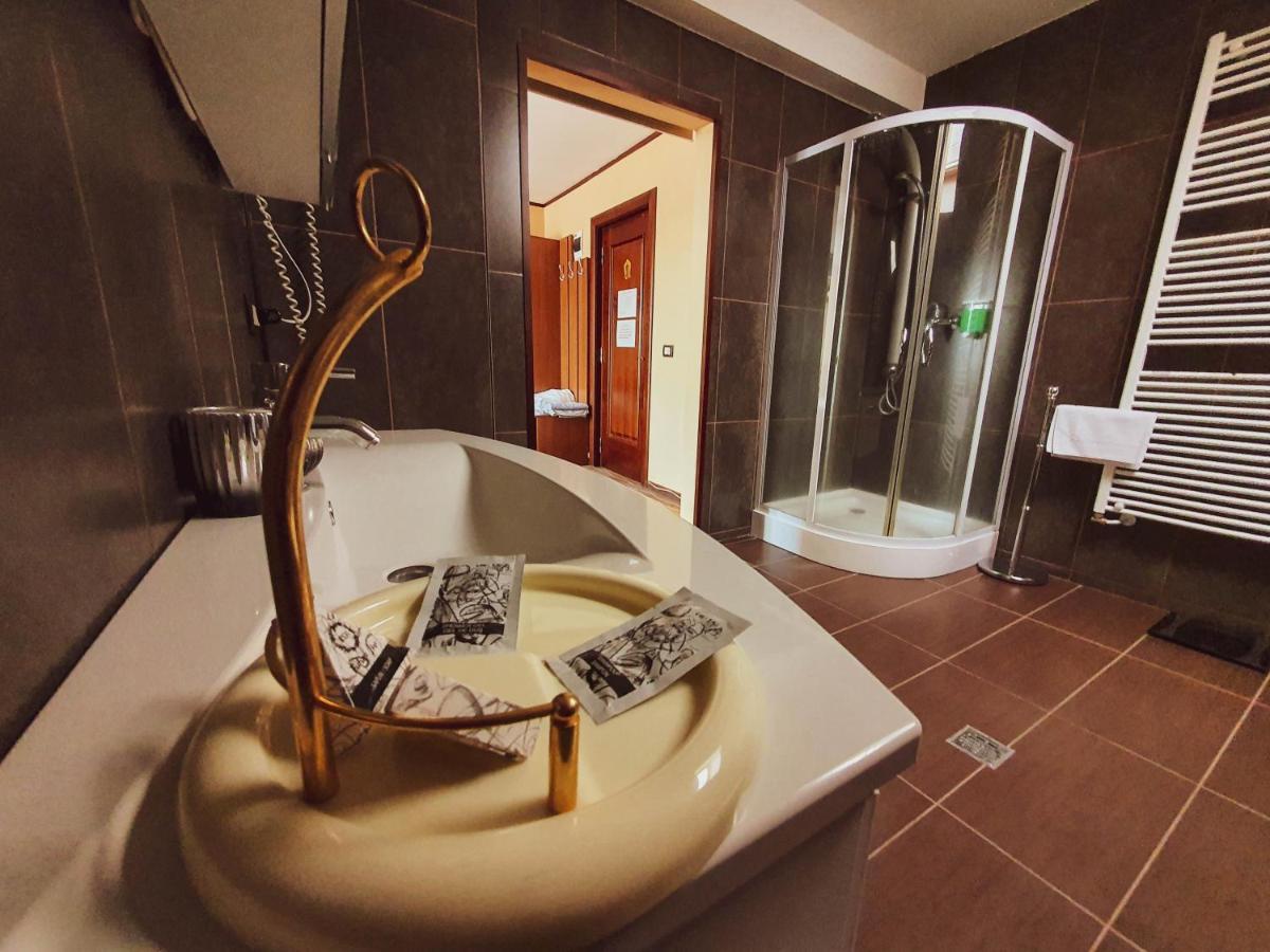 Hotel Belvedere Szováta Kültér fotó