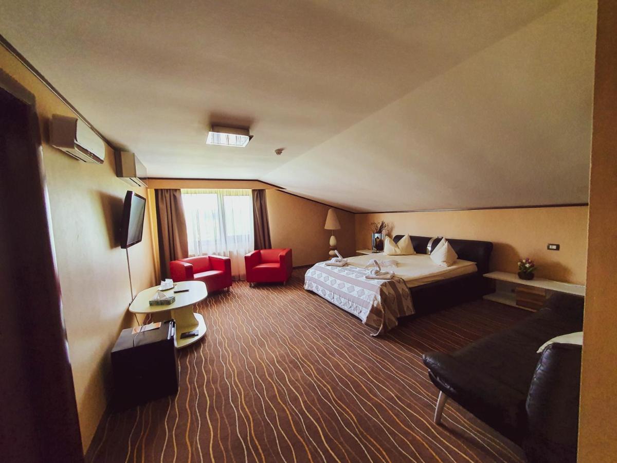 Hotel Belvedere Szováta Kültér fotó