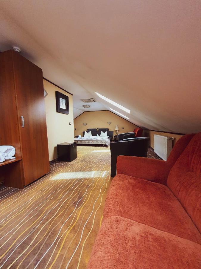 Hotel Belvedere Szováta Kültér fotó
