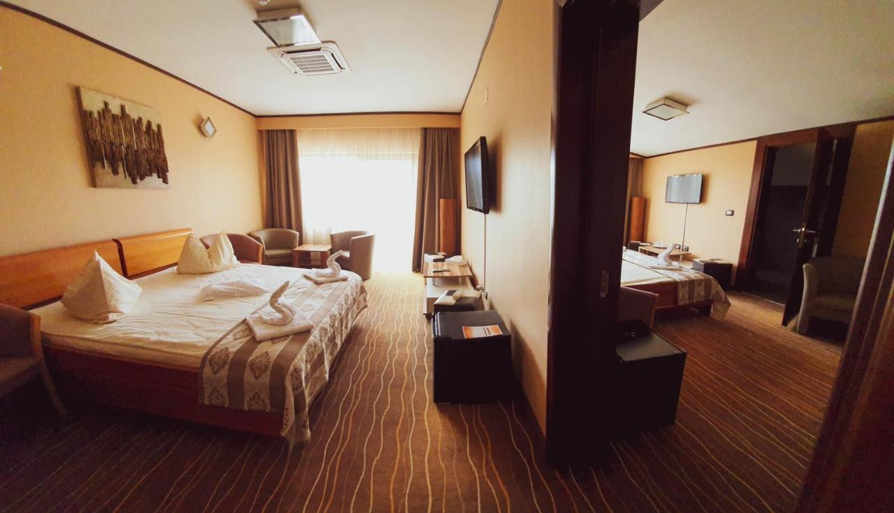 Hotel Belvedere Szováta Kültér fotó