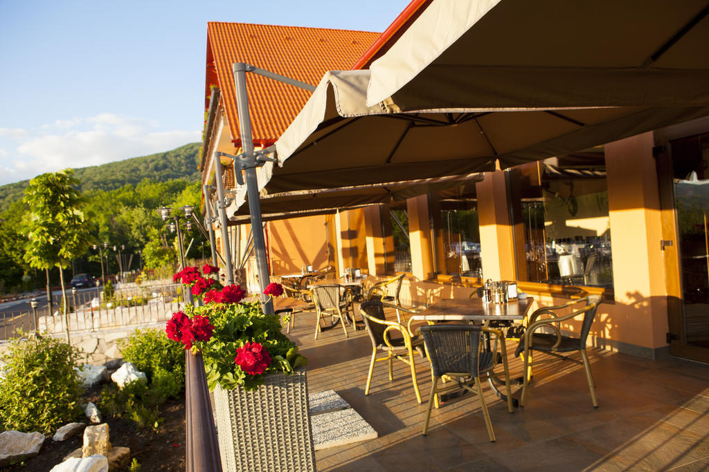 Hotel Belvedere Szováta Kültér fotó